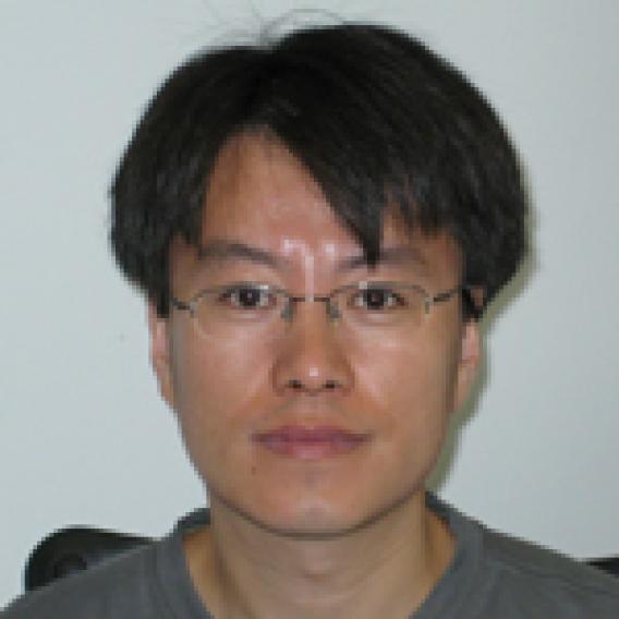 Shuang Li