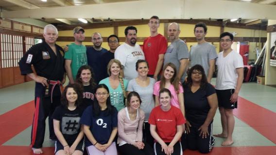 Brekken Lab group picture, natural pose